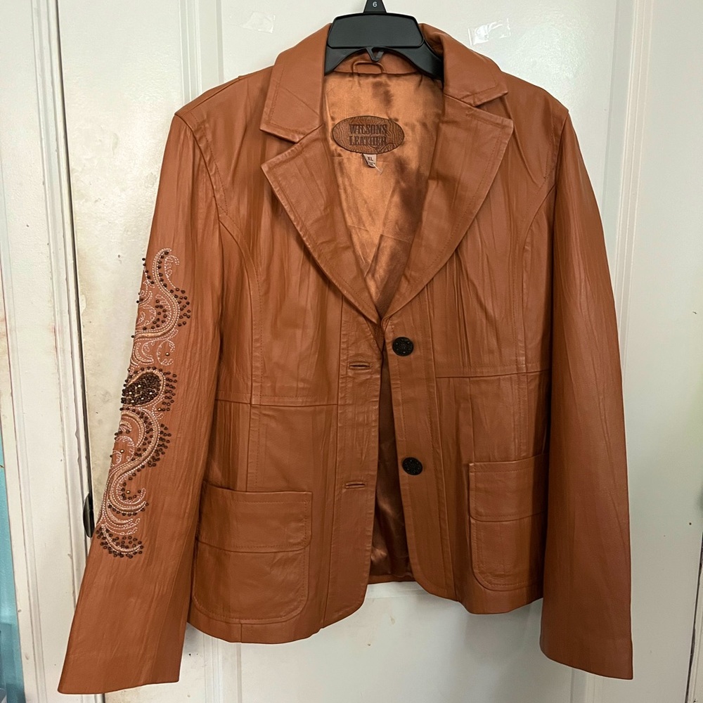 Wilson's Leather XL Jacket: Exquisite Brown Elegance, Pristine Condition!